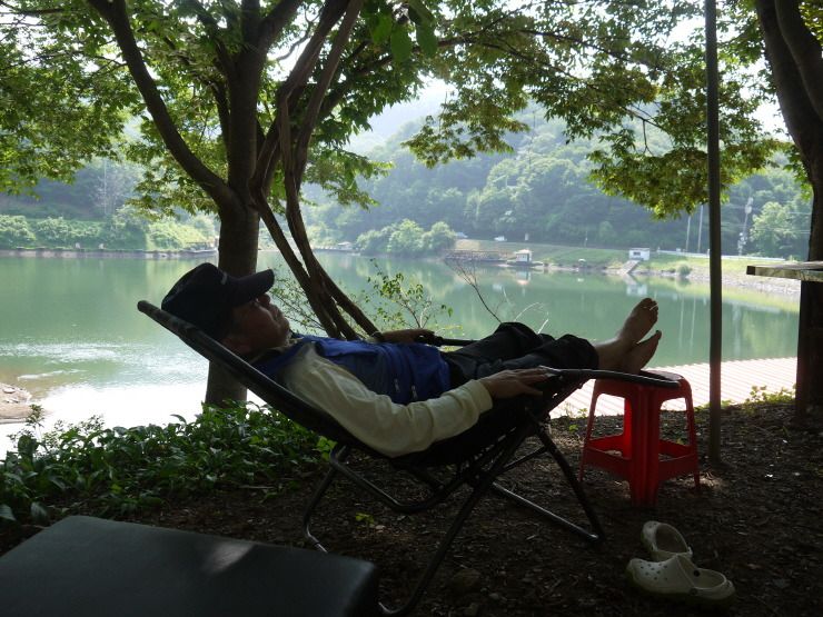 힐링중인 공사장님